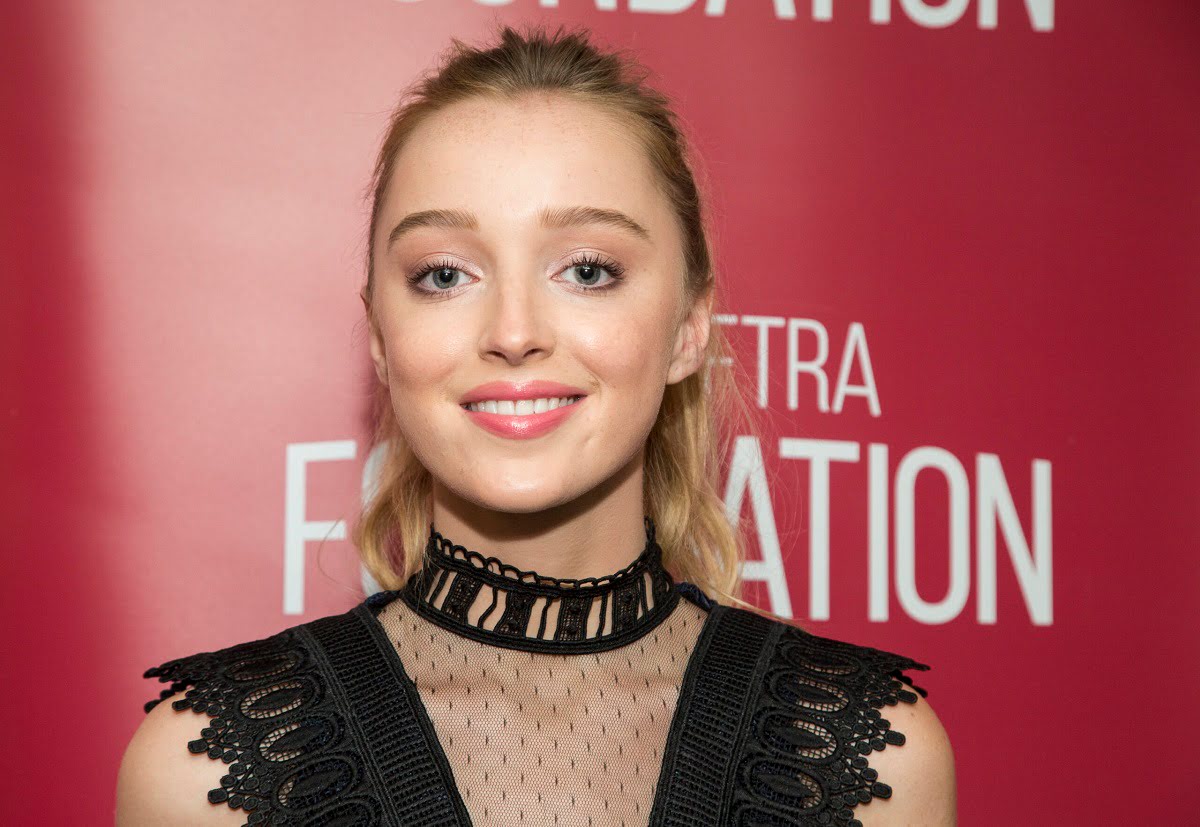 Phoebe Dynevor net worth